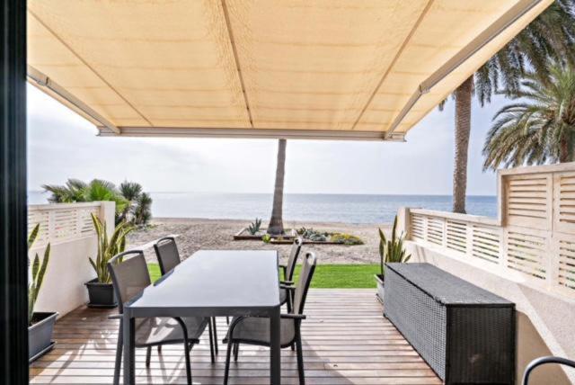 Villa Pie De Playa B30 Almería